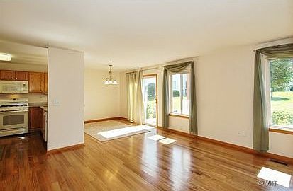 2nd image of 1430 Meadowsedge Ln