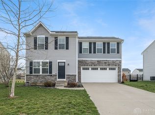 1135 Shannon Ln, Xenia, OH 45385