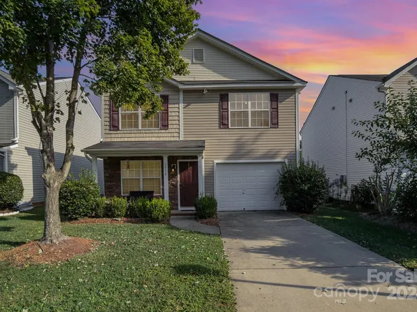 3914 Damask Dr, Charlotte, NC 28206