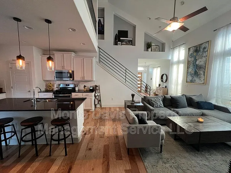 9605 Tanager Way — Photo 4