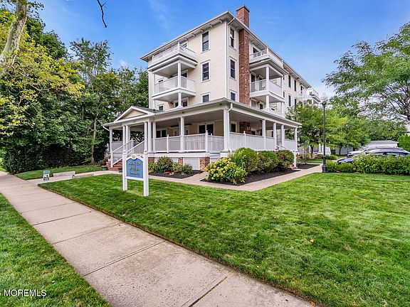 4th image of 317 6th Avenue #201