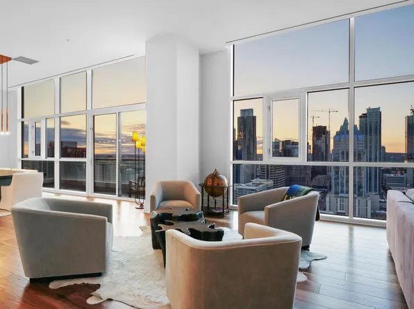 555 5th St #3022, Austin, TX 78701