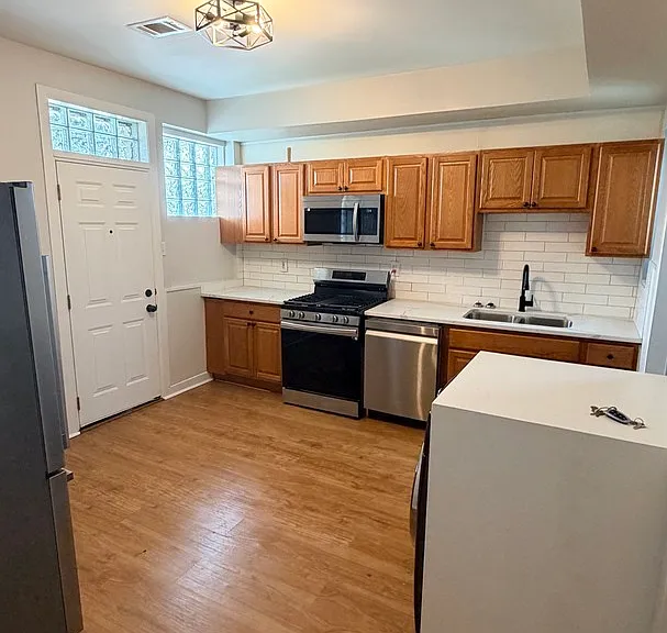 6110 S Saint Lawrence Ave #2 — Photo 9