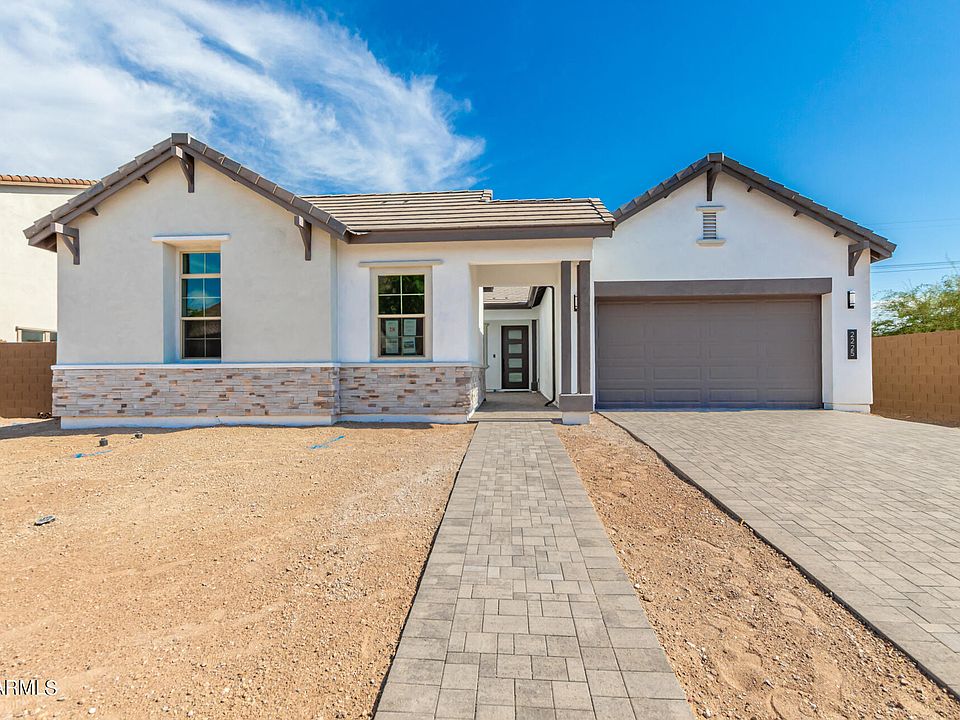 1st image of 2225 E FALLEN LEAF Lane