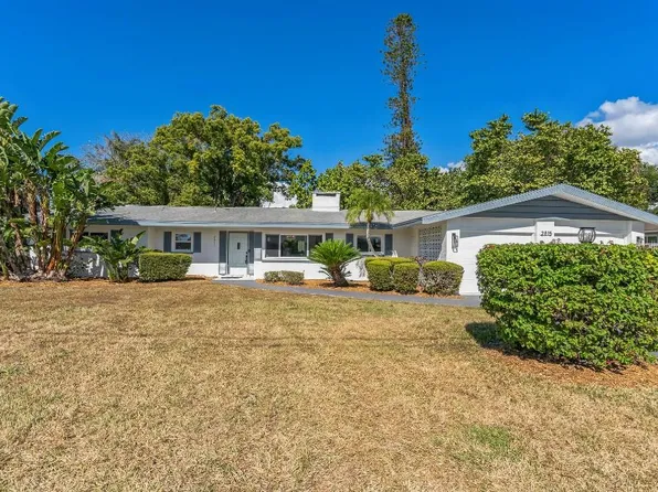 2815 Pinecrest St, Sarasota, FL 34239
