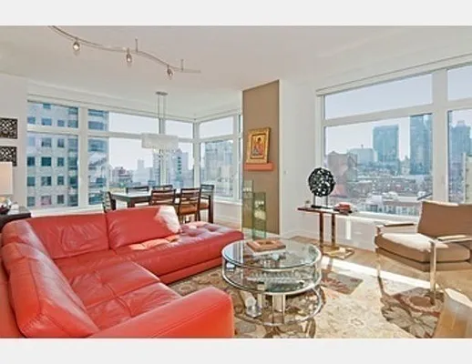 Rented by Compass | media 13