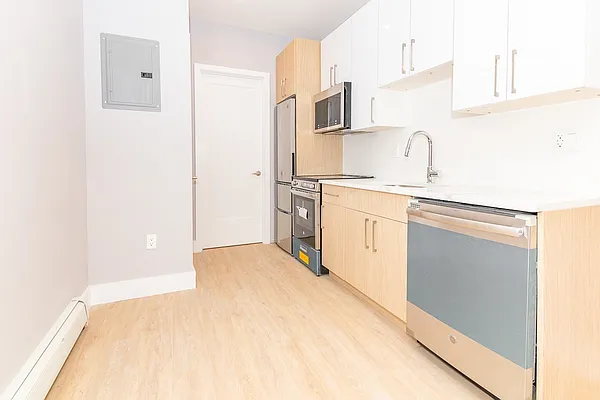 Rented by MySpaceNYC | media 3