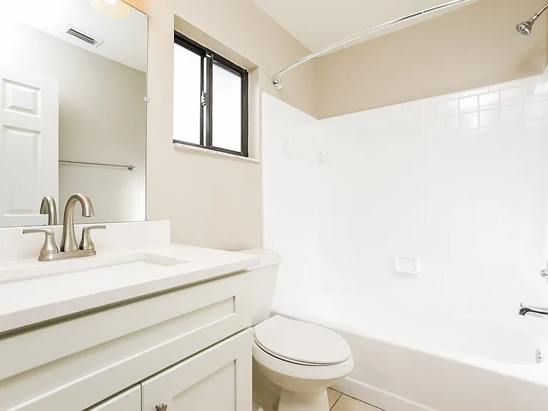 1003 Vernon Loop — Photo 9