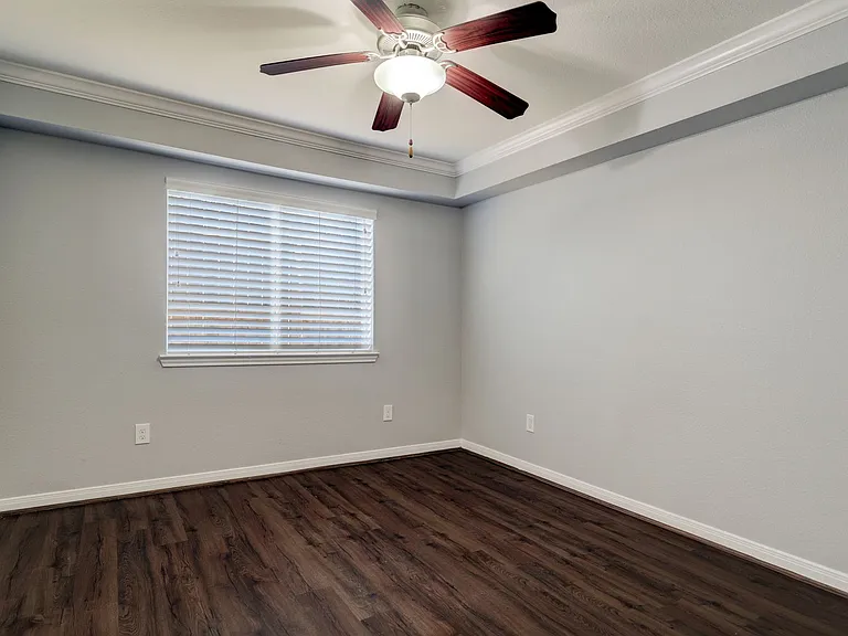 Timbergrove — Photo 36