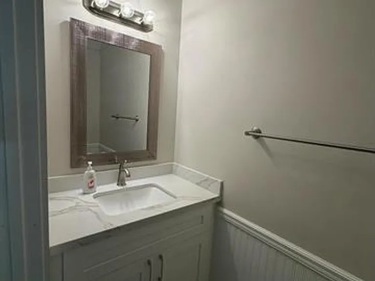 4310 Vineyard Cir — Photo 7