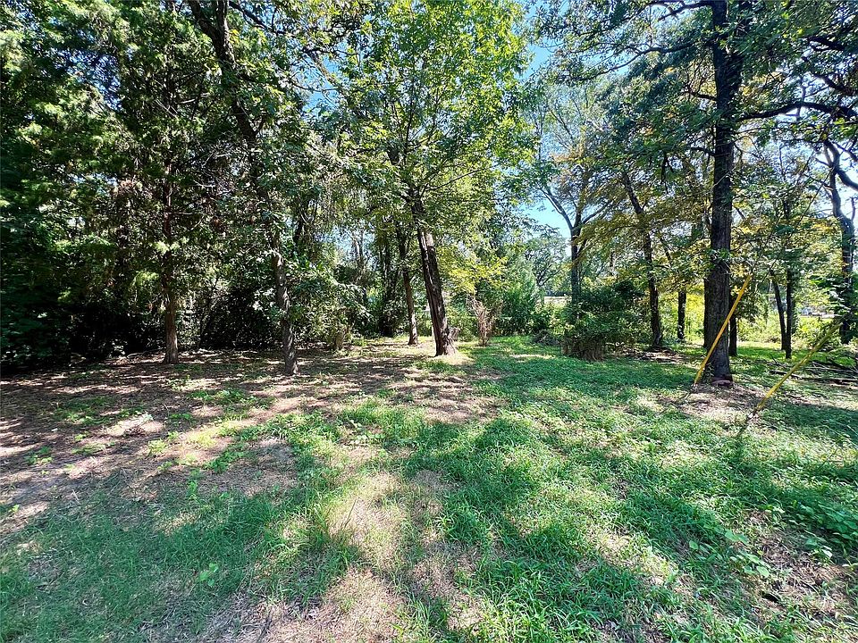 1st image of 114 Robin Hood Way