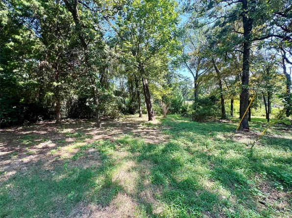 114 Robin Hood Way, Gun Barrel City, TX 75156