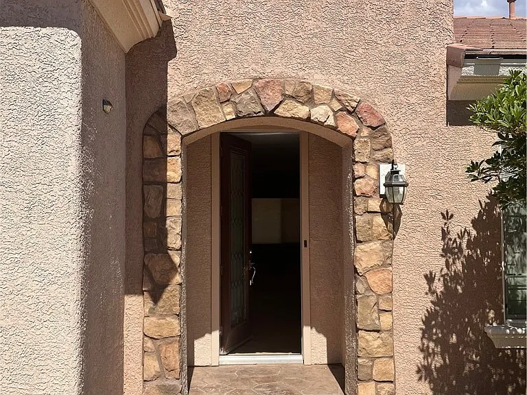 2356 Orangeburg Pl — Photo 10