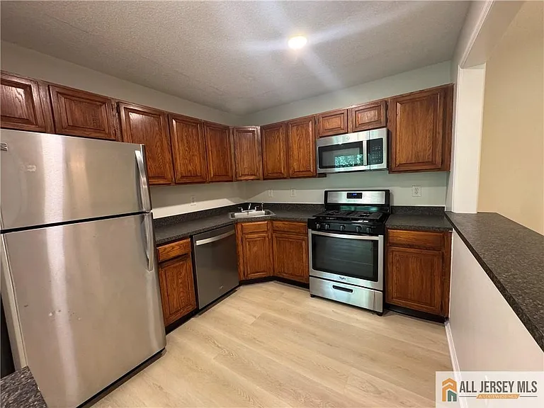 7 Sheffield Ct — Photo 7