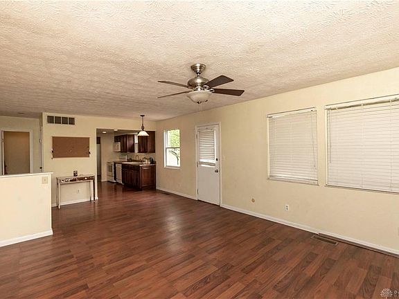 2nd image of 9609 Yorkridge Ct