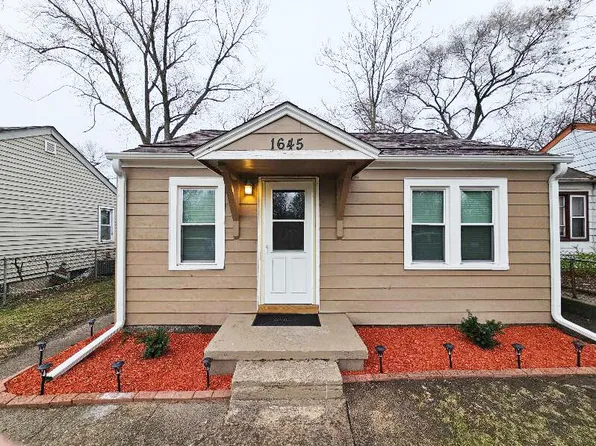 1645 W 40th Ave, Gary, IN 46408