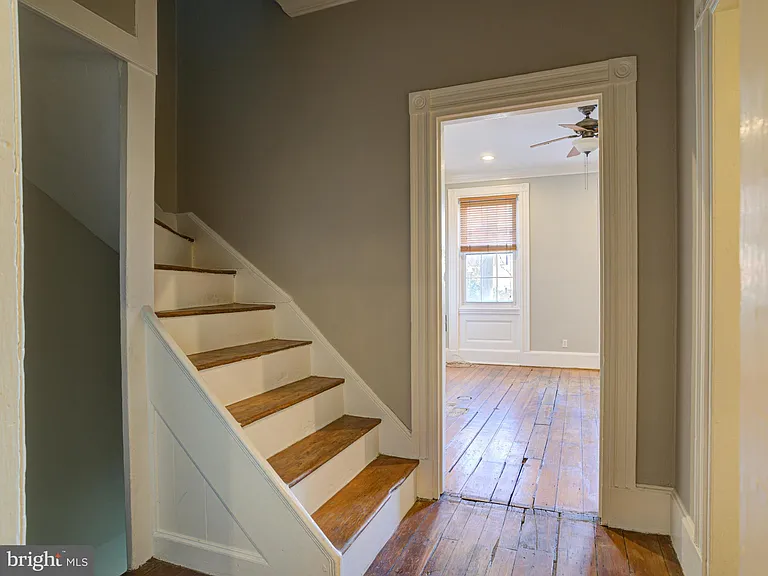 112 Fairmount Ave — Photo 8