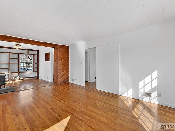 2nd image of 354 Fredregill Rd