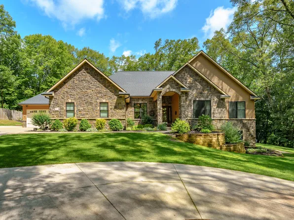 3118 W B Ave, Plainwell, MI 49080