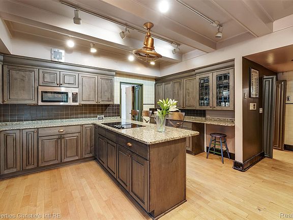 23rd image of this home