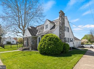201 W Walnut St, Palmyra, PA 17078