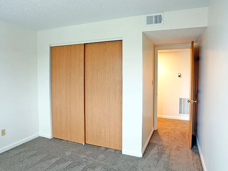GLEN ARBORS — Photo 10
