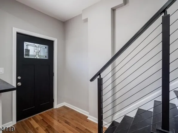 299 Halladay St, Jersey City, NJ 07304