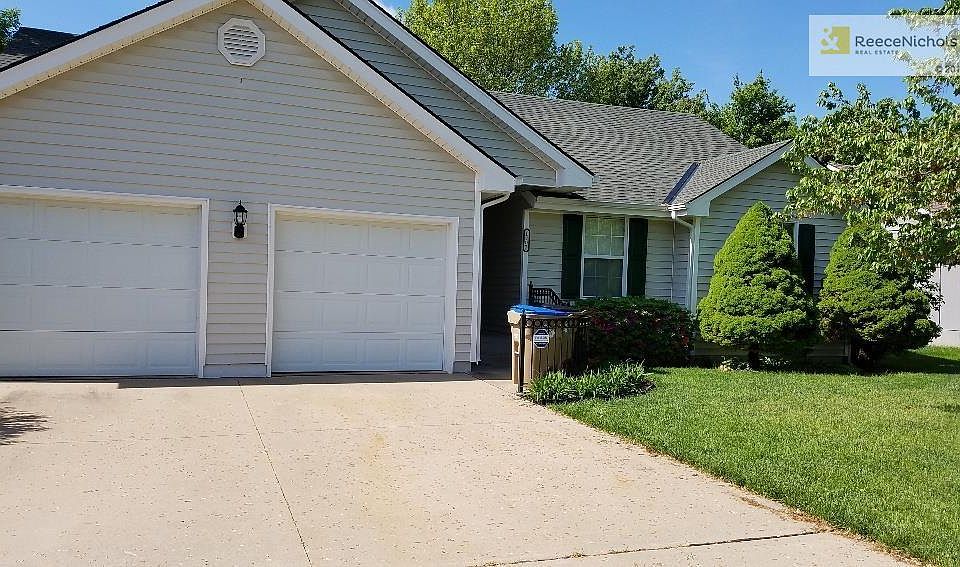 So many updates to this home. Roof, siding, steel garage doors, HVAC.  Seller has really taken pride in their property!