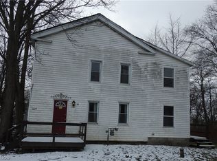 16177 Center St, Middlefield, OH 44062