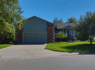 9402 W Ryan St, Wichita, KS 67205