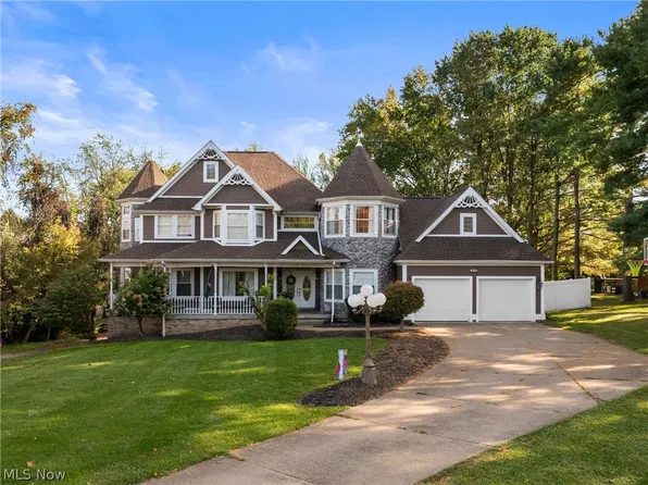 50340 Hemingway Dr, Saint Clairsville, OH 43950