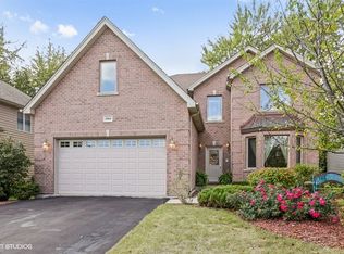 1960 Darling St, Wheaton, IL 60187