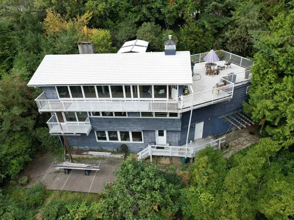 510 Saint Andrews Rd, West Vancouver, BC V7S 1V2