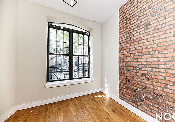 2nd image of 1512 De Kalb Ave #1R