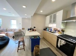 113 Hillside St #1A, Roxbury Crossing, MA 02120