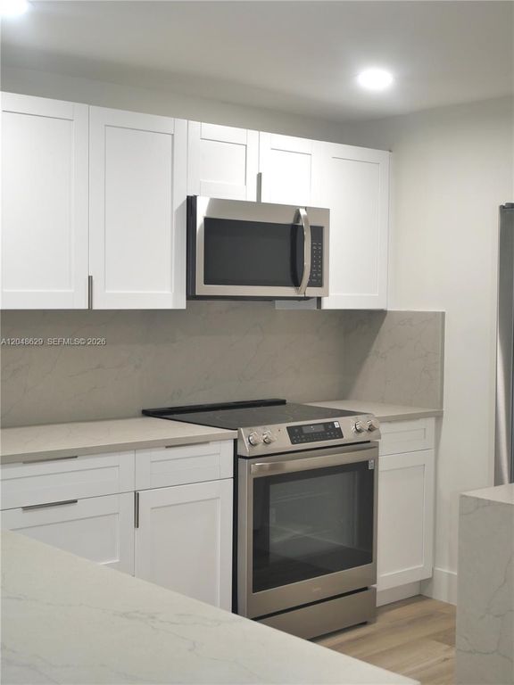3080 N Course Dr APT 602, photo 4