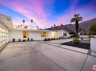 975 E Sunny Dunes Rd, Palm Springs, CA 92264