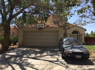 2312 W Avenue J2, Lancaster, CA 93536
