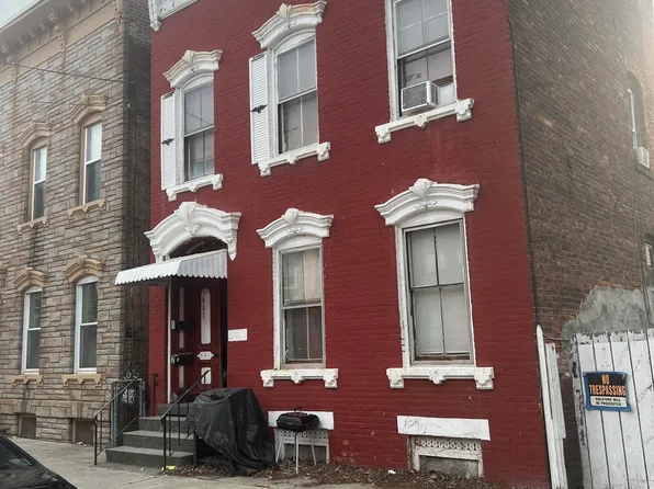 403 1st Street, Troy, NY 12180