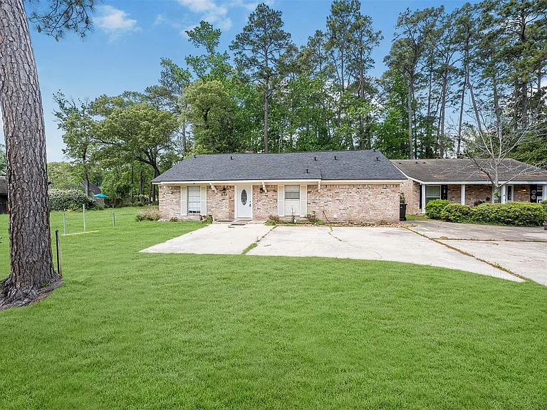 635 Chapel Hill Dr — Photo 2