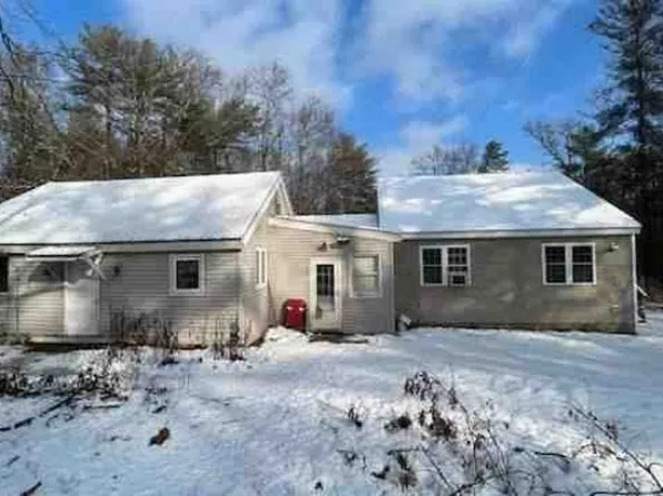 14 Arch St, Douglas, MA 01516