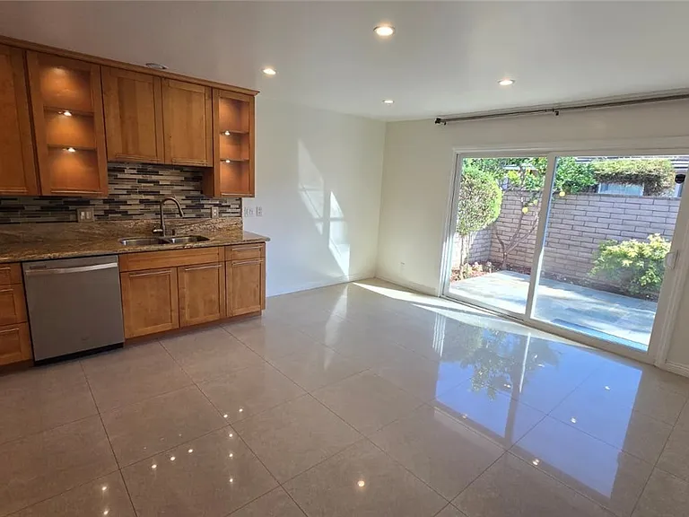 5065 Balsawood — Photo 8