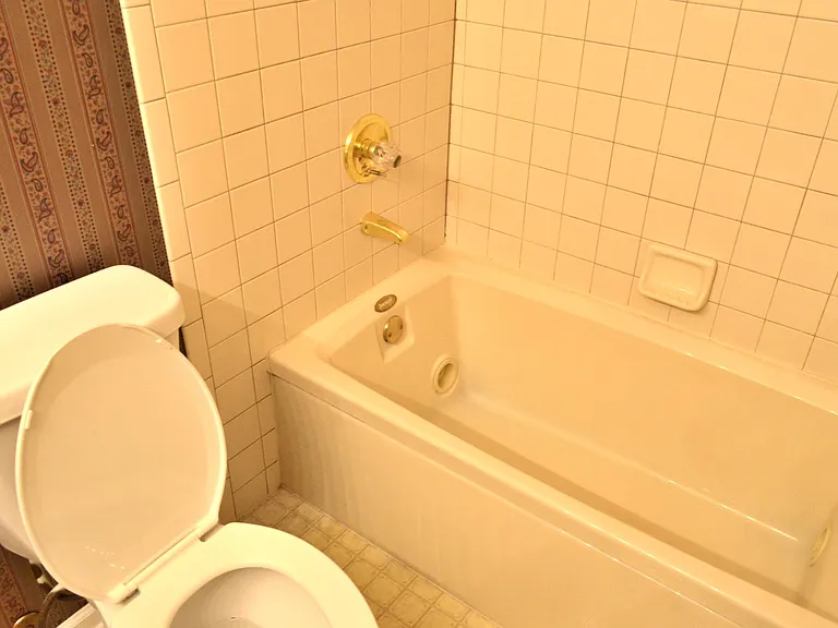 10508 Raven Ct — Photo 9