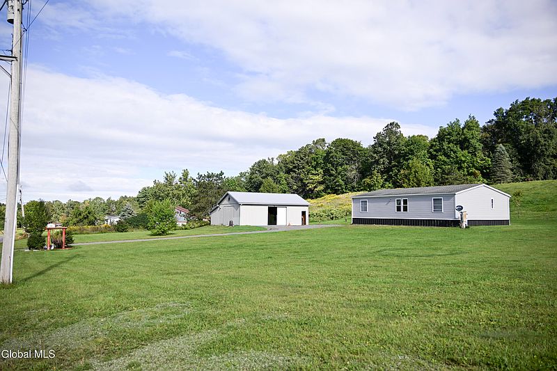 4th image of 770 Oswegatchie Road