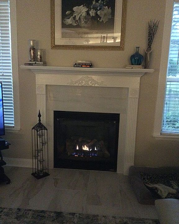 Marble-surround gas fire