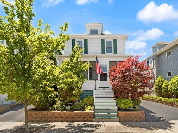 42 Freeman Ave, Everett, MA 02149