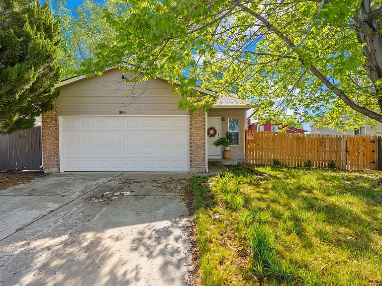 580 Upton Dr — Photo 26