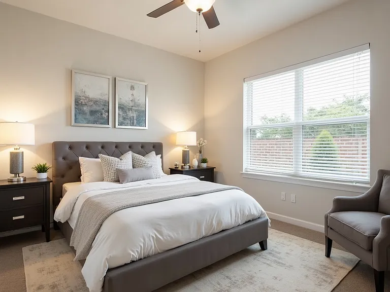 1644 W Mistletoe Ave #1 — Photo 3