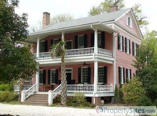 512 Chesnut St, Camden, SC 29020