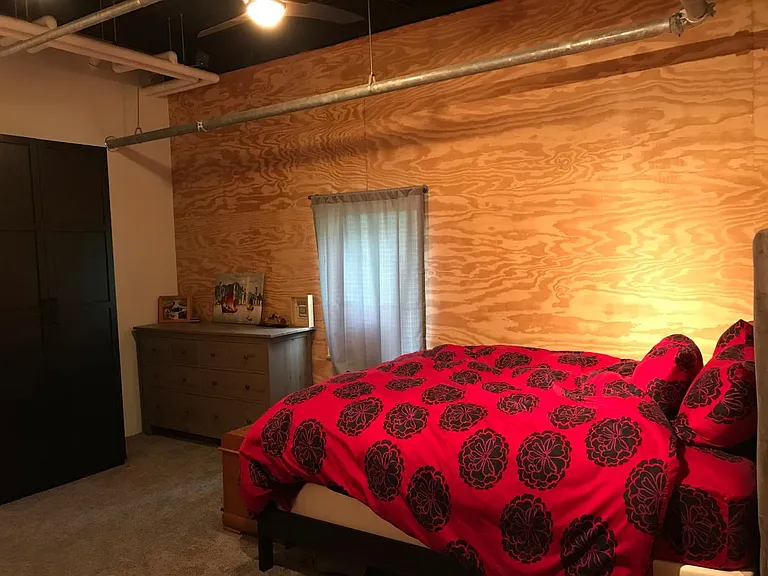 2nd Bedroom